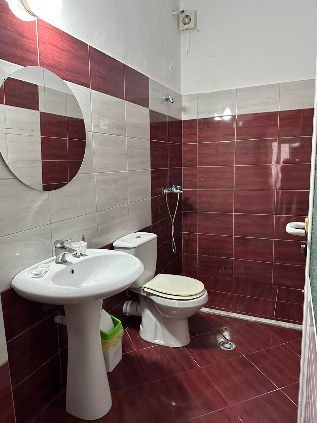 Hotel Ceka Saranda Extérieur photo