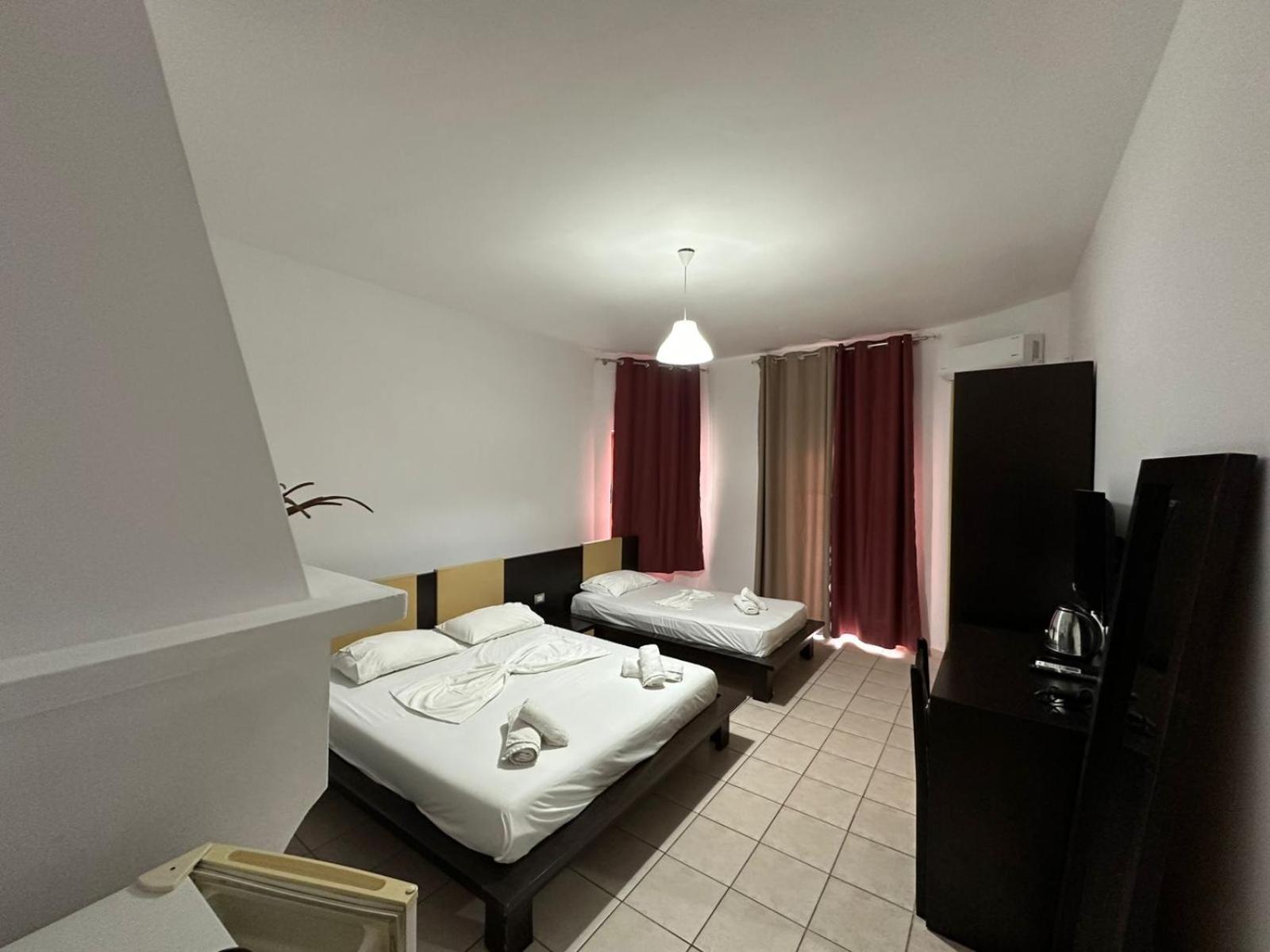 Hotel Ceka Saranda Extérieur photo